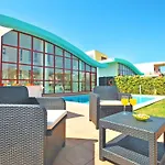 Villa Malibu By Algarve Vacation